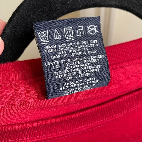TOMMY Hilfiger Y2K Red T-Shirt Mens Large - Picture 5 of 7
